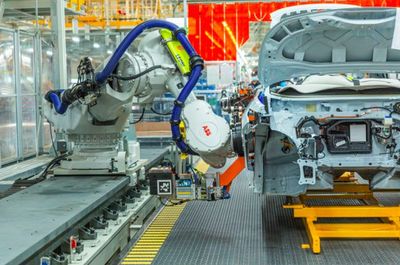 ID.4亮劍在即，上汽大眾先進(jìn)MEB工廠探秘